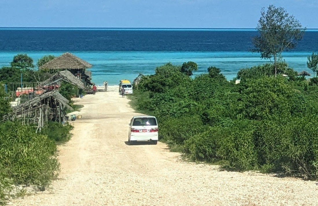 Free transfer sea breeze kite sur school course and rental mnemba muyuni beach zanzibar matemwe